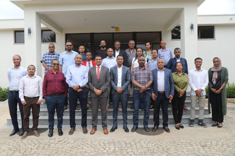 ኢንስቲትዩቱ ከቶኒ ብሌየር ኢንስቲትዩት ጋር በመተባበር በፖሊሲ ስትራቴጂ እና ፕሮጀክት አመራር እና ክትትል በተመለከተ ስልጠና ሰጠ