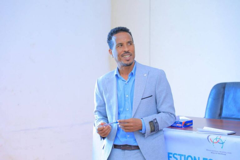 የሲዳማ ሕብረተሰብ ጤና ኢንስቲትዩት ”Regional Information Platform for Nutrition (RIPN)” ፕሮጀክት ያከናወናቸውን እና በቀጣይ በሚከናወኑ ተግባራት ዙሪያ ህዳር 18/2017 ዓ.ም ውይይት አካሄደ፤