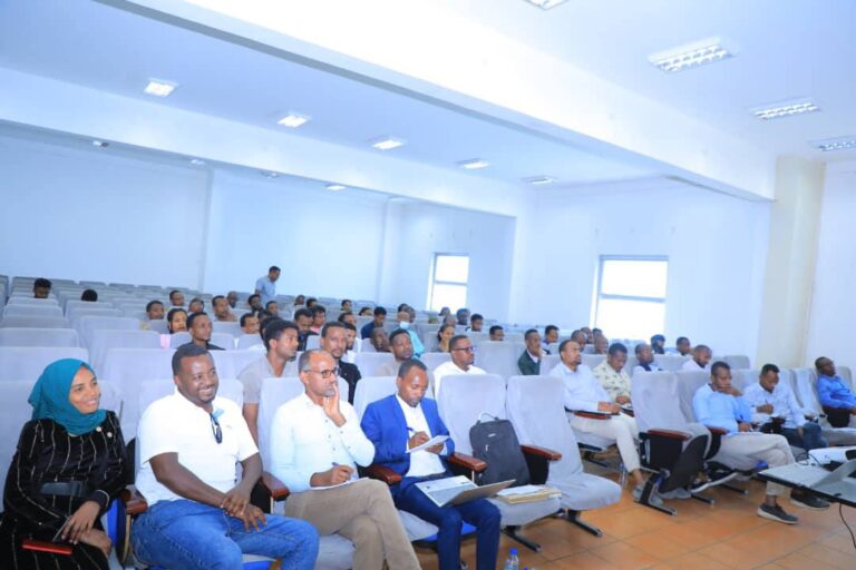 በሲዳማ ክልል ጤና ተቋማት የሚሰጠው የላቦራቶሪ አገልግሎት ጥራታቸው ከጊዜ ወደ ጊዜ እየተሻሻለ መምጣቱን የሲዳማ ህብረተሰብ ጤና ኢንስትቲዩት ምትክል ዋና ዳይሬክተር አቶ ኡጋሞ ሀናጋ ገለጸ::