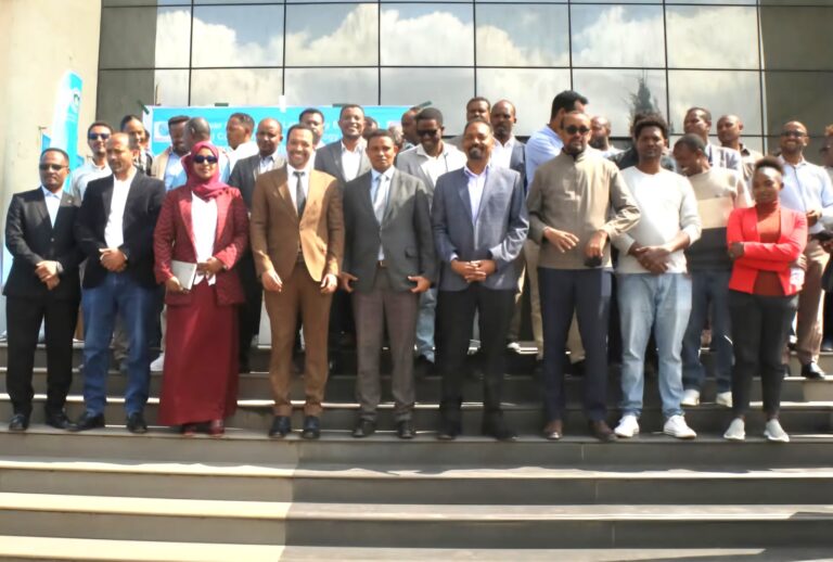 ኢንስቲትዩቱ የላቦራቶሪ መሳሪያዎችን ድጋፍ አደረገ