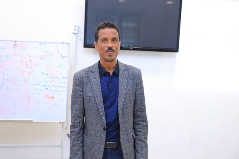 የሲዳማ ሕብረተሰብ ጤና ኢንሰቲትዩት የ 2018 የመጀመርያ እሩብ ዓመት የበሽታ ቅኝት መሰረት ያደረገ ፕሮግራም ኤች አይ ቪ ( HIV CBS ) የዕቅድ አፈጻጸም ግምገማ መድረክ ተካሂዷል ።