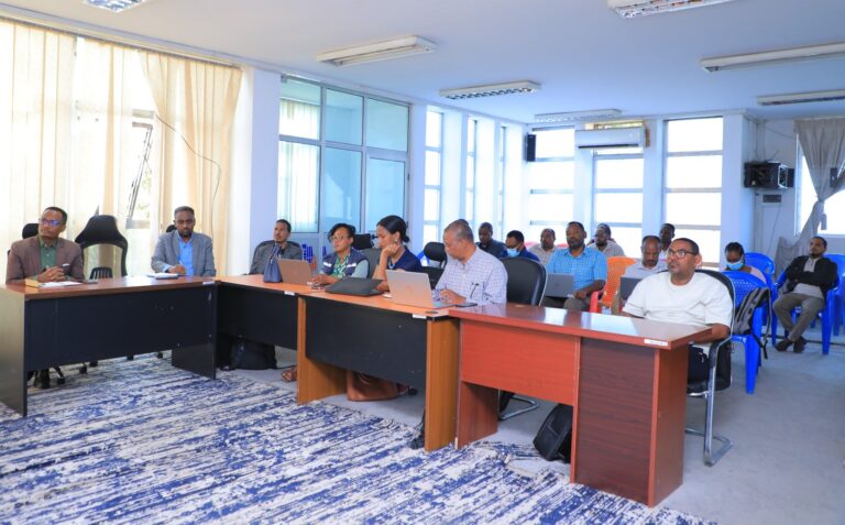 በሲዳማ ክልል የማርበርግ ቫይረስ ወረርሽኝ በድንገተኛ አደጋ ማዘዣ ጣቢያ የትላንቱ ውሎ ተገመገመ::