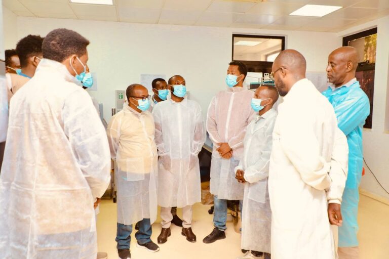 የሲዳማ ክልል ሕብረተሰብ ጤና ኢንስቲትዩት በመድኃኒት የተላመዱ ተዋህስያን መከላከልና መቆጣጠር ዙሪያ የምክክር መድረክ ማካሄዱ ተገለጸ
