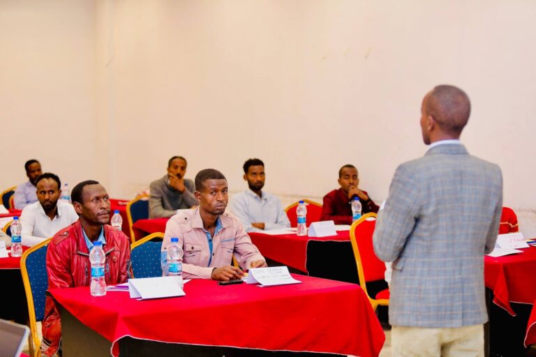 የሲዳማ ክልል ህብረተሰብ ጤና ኢንስቲትዩት ለላቦራቶሪ ባለሙያዎች የጥራት አመራር ስልጠና መስጠቱ ተገለጸ።