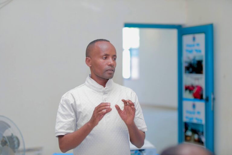 የሲዳማ ክልል ህብረተሰብ ጤና ኢንስቲትዩት በቲቢ ማይክሮስኮፒ ላይ ያተኮረ ስልጠና ሰጠ።